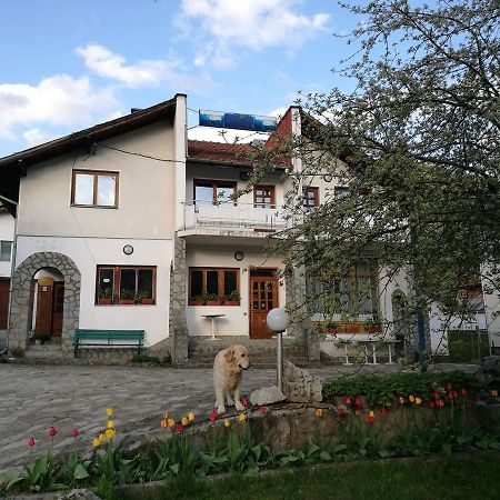 Самостоятелни Стаи В Къща За Гости Балкан Ribarica Zewnętrze zdjęcie
